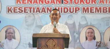 BUPATI KETAPANG APRESIASI KESETIAAN PENGABDIAN SEMBILAN SUSTER OSA
