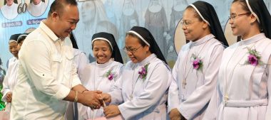 BUPATI KETAPANG HADIRI SYUKUR KESETIAAN HIDUP MEMBIARA SEMBILAN SUSTER OSA