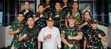 PEMKAB KETAPANG DAN TIM SUPERVISI MABES TNI PERKUAT PENANGANAN KARHUTLA
